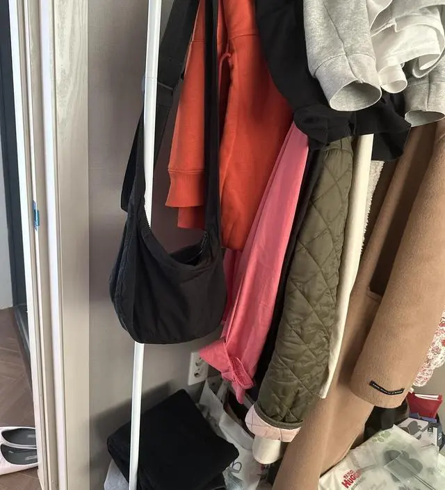 [네이버브랜드스토어 리뷰] 좀 약한것같은데 가격대비 잘 쓰고 있습니다.