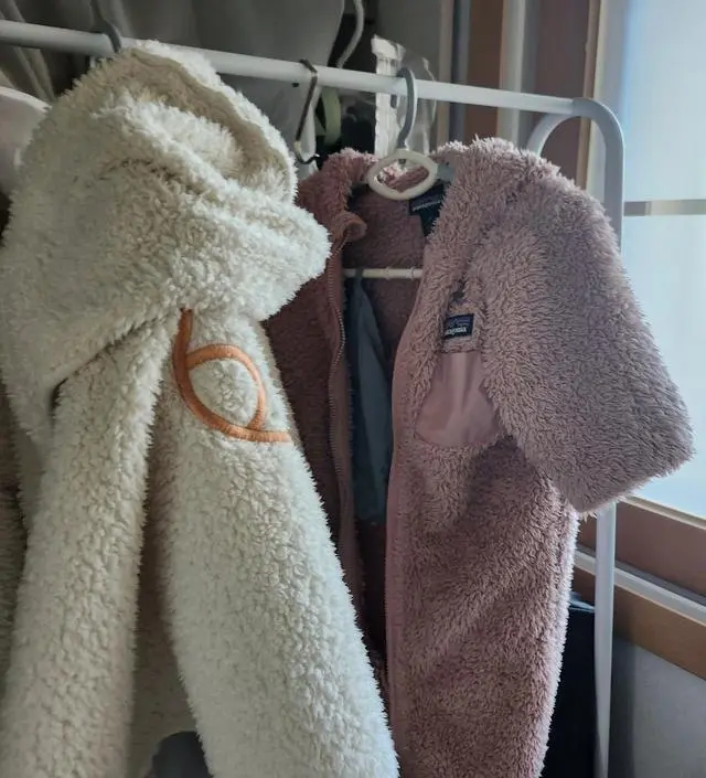 [네이버브랜드스토어 리뷰] 아기 옷걸이로 사용하고있어요