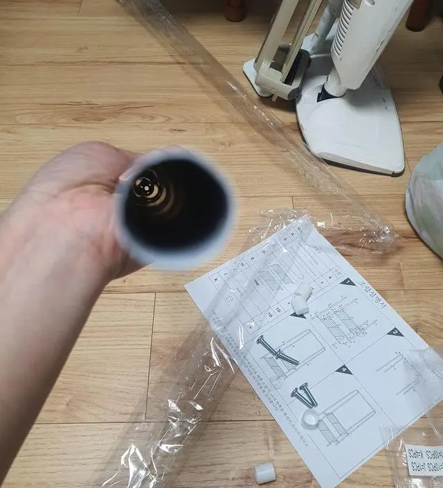 [네이버브랜드스토어 리뷰] 옷방에 겉옷걸려고 구매했어요~
