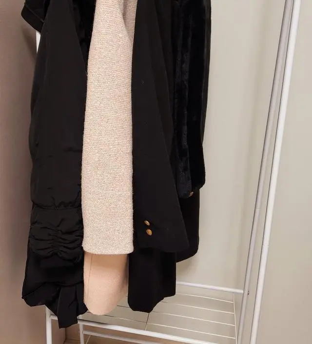 [네이버브랜드스토어 리뷰] 옷장옆에 놓고 자주입는 겉옷 걸어놓기 너무좋아요~ 쓸만합니다.