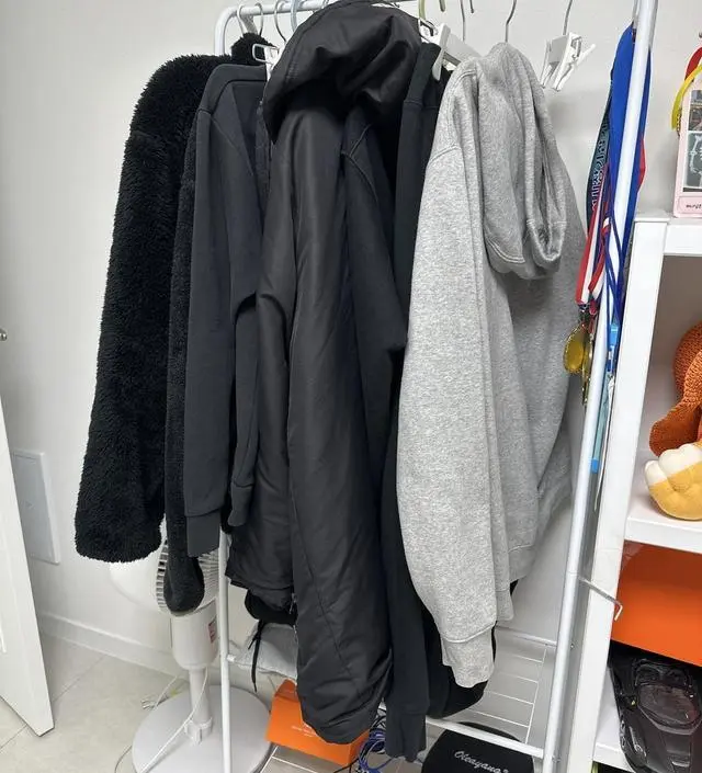 [네이버브랜드스토어 리뷰] 생각보다 옷이 많이 걸리고 아이방에 딱이예요