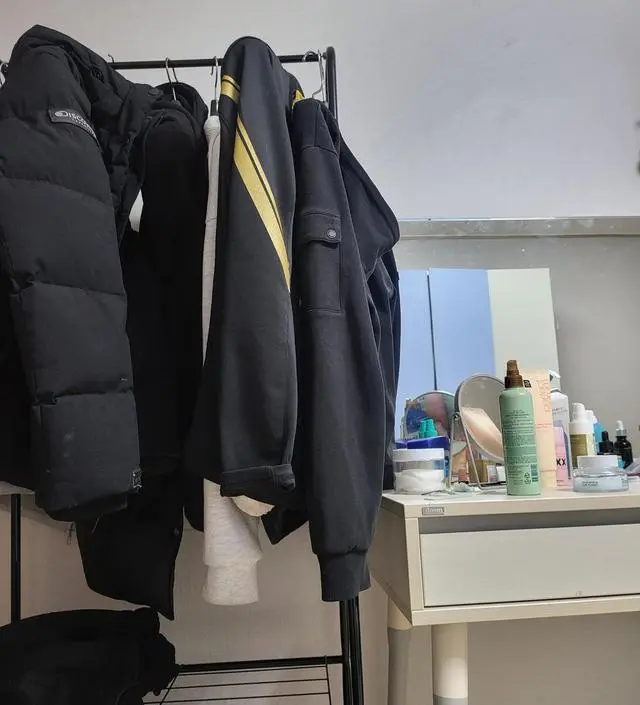 [네이버브랜드스토어 리뷰] 가격대비 좋습니다.딸방에 두웠어요