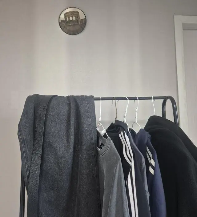 [네이버브랜드스토어 리뷰] 작고 조금 약하지만 디자인도 좋고 혼자 조심히 사용하면 될 것 같아요~