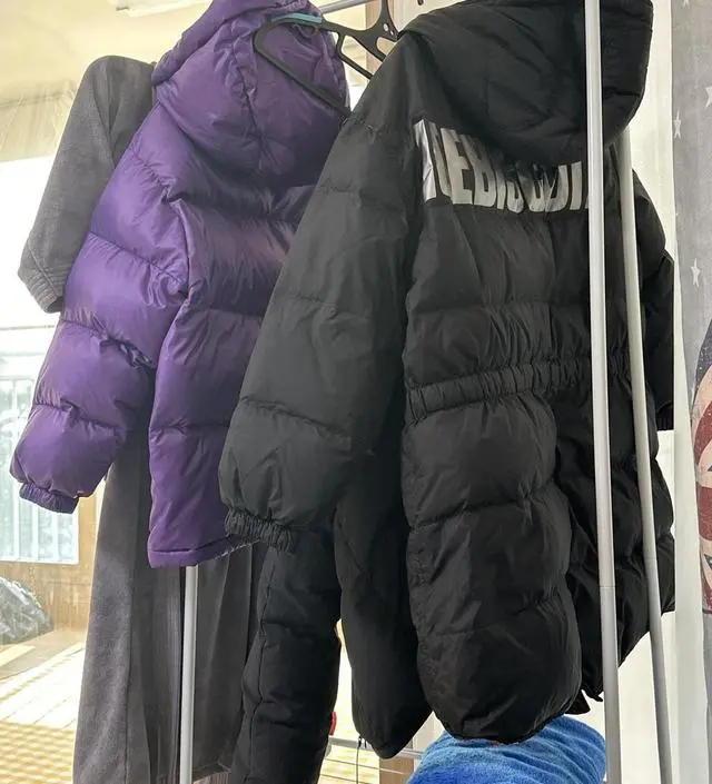 [네이버브랜드스토어 리뷰] 겨울잠바 방에 굴러다녀서 구입했는대
