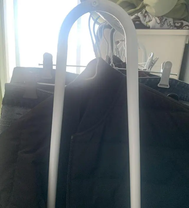 [네이버브랜드스토어 리뷰] 잘쓰고 있습니더. 너무 얇아서 잘 흔들려요