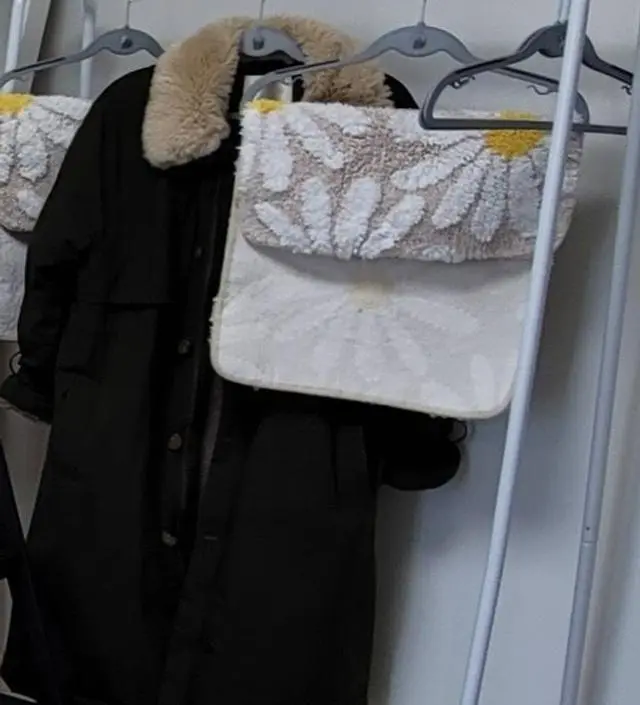 [네이버브랜드스토어 리뷰] 이쁘고 좋아요.
