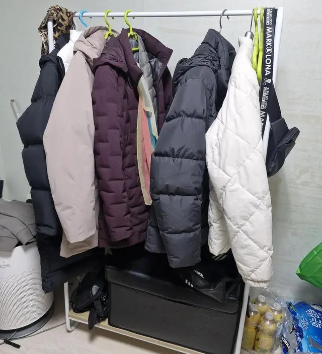 [네이버브랜드스토어 리뷰] 기존 옷장이 작아서 아우터 위주로 사용중인데 정리정돈이 잘되서 좋아요 