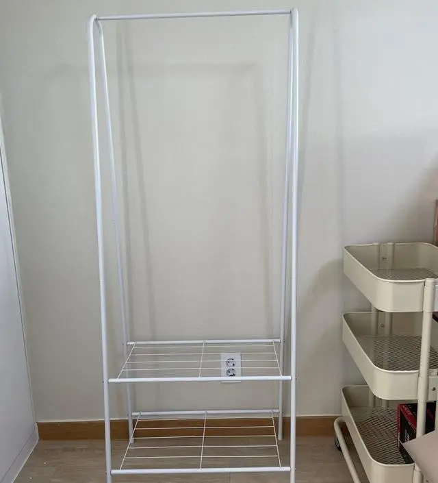 [네이버브랜드스토어 리뷰] 자취방에 수납용도로 구입했어요. 매일 입는 옷과 가방, 모자를 수납하기에 좋네요. 배