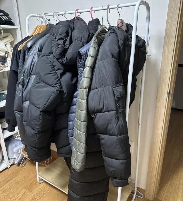 [네이버브랜드스토어 리뷰] 입던 옷 걸어두려고 샀는데 아주 유용하게 잘 쓰고있어요ㅎㅎ