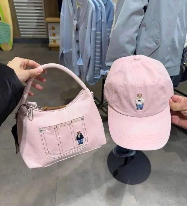 【韓国WHO.A.U フーアーユー】Steve Hobo Cross Bag Steve Hobo Cross Bag - 후아유닷컴