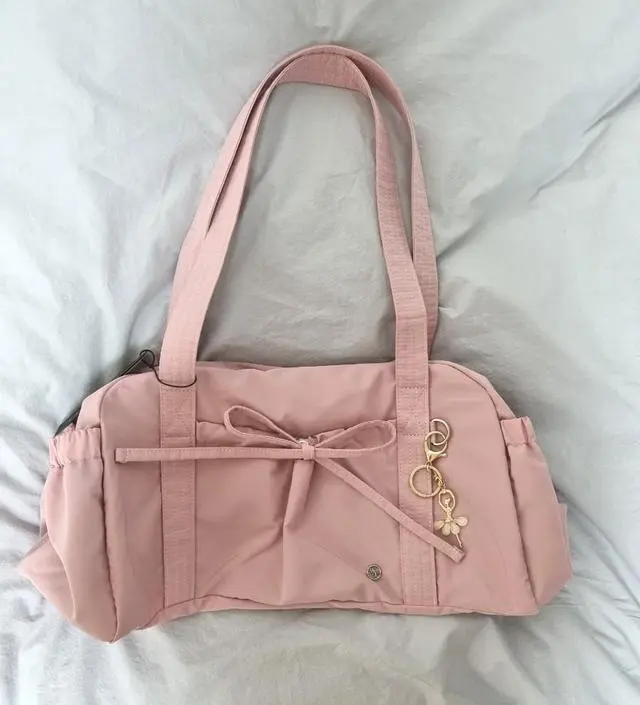 Ribbon Light Duffel Bag - 후아유닷컴