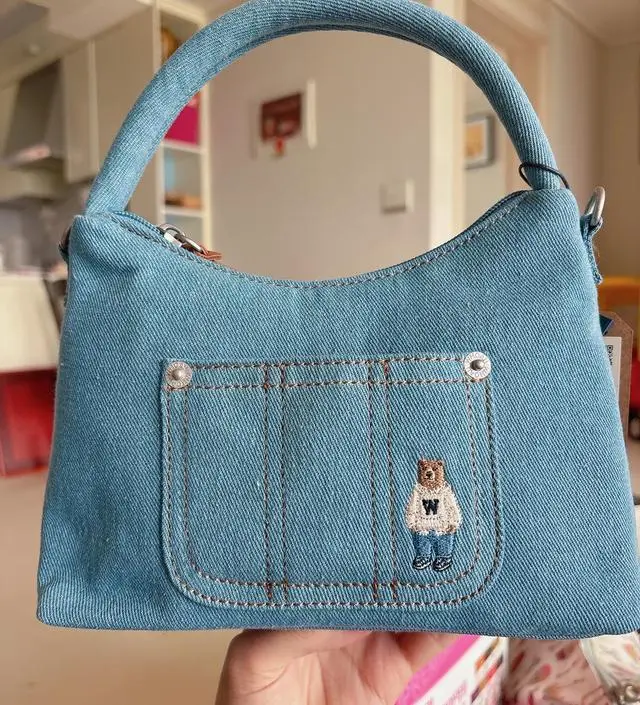 【韓国WHO.A.U フーアーユー】Steve Hobo Cross Bag Steve Hobo Cross Bag - 후아유닷컴